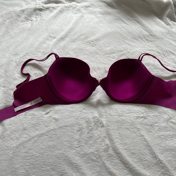 Victoria's Secret Lined Demi Bra - Picture 4 of 7